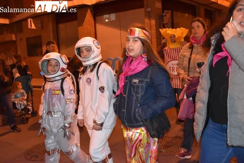 Desfile de Carnaval en el barrio del Oeste. Foto de Vanesa Martins