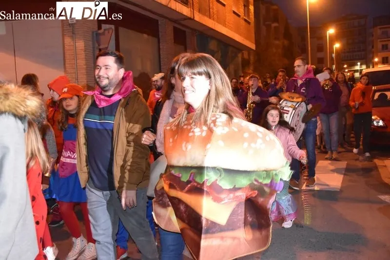 Foto 36 - As&iacute; se ha vivido el lunes de Carnaval en el Barrio del Oeste