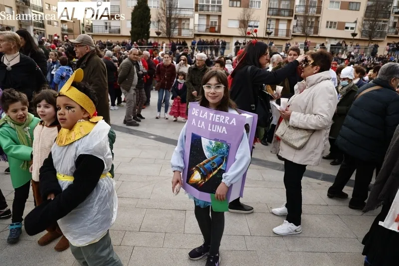 Foto 4 - Gran ambiente en la fiesta del Carnaval del Consejo Social El Rollo