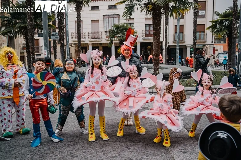 Desfile y concurso de disfraces en Alba de Tormes. Fotografías: Rubén Vicente