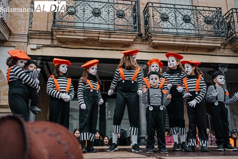 Desfile y concurso de disfraces en Alba de Tormes. Fotografías: Rubén Vicente
