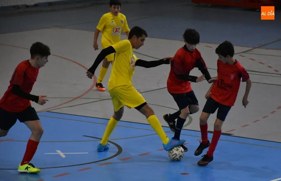Foto 9 - #M | 25-26 FEB | Completa ma&ntilde;ana de reinicio con f&uacute;tbol sala y basket en el Eladio Jim&eacute;nez