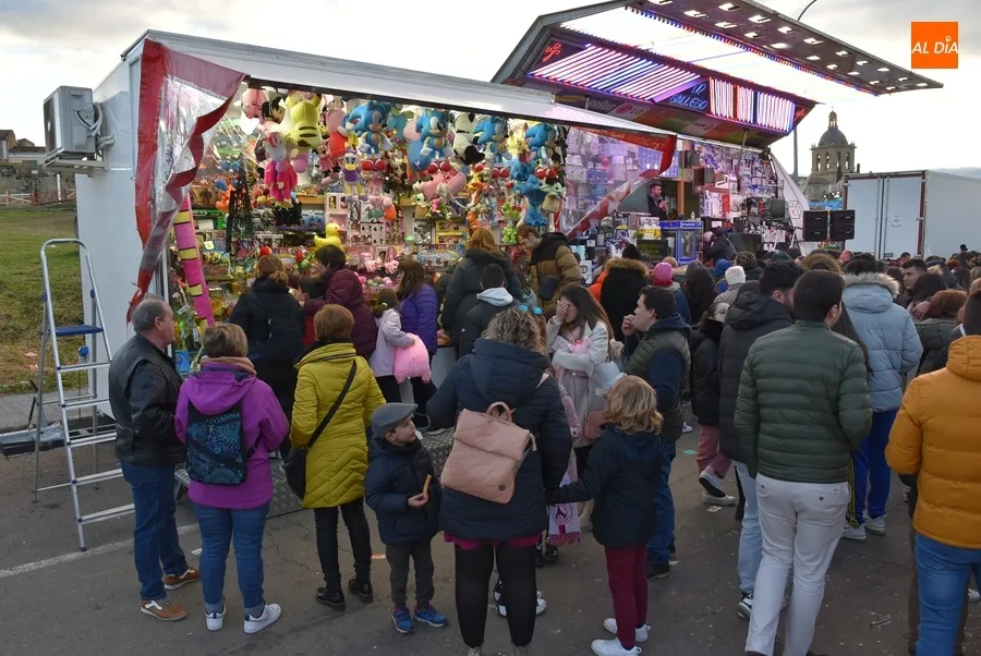 Foto 10 - El recinto ferial vive su &uacute;ltima gran tarde incluyendo dos partidas s&uacute;perespeciales en el Bingo