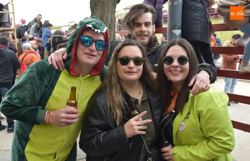 Foto 2 - Mir&oacute;briga vive otro hist&oacute;rico S&aacute;bado de Carnaval con la ciudad invadida por miles de j&oacute;venes
