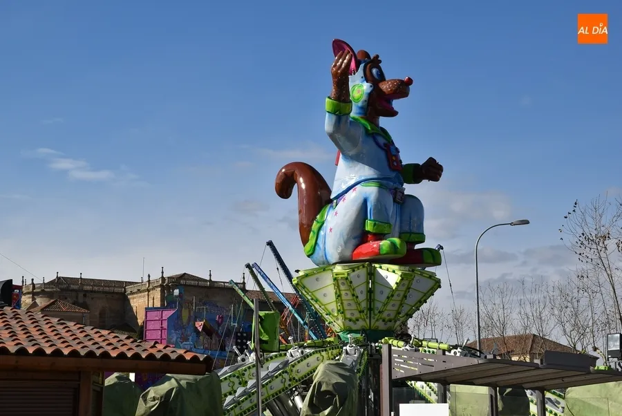 Foto 4 - El bingo ya ocupa su lugar tradicional en el recinto ferial