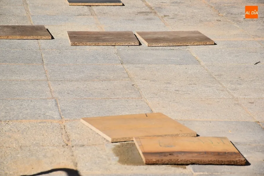 Foto 11 - La Plaza se acerca a la normalidad total mientras la carpa dice adi&oacute;s