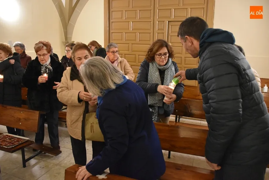 Foto 10 - Jos&eacute; Luis Retana preside por 1&ordf; vez la renovaci&oacute;n de la consagraci&oacute;n de las religiosas diocesanas