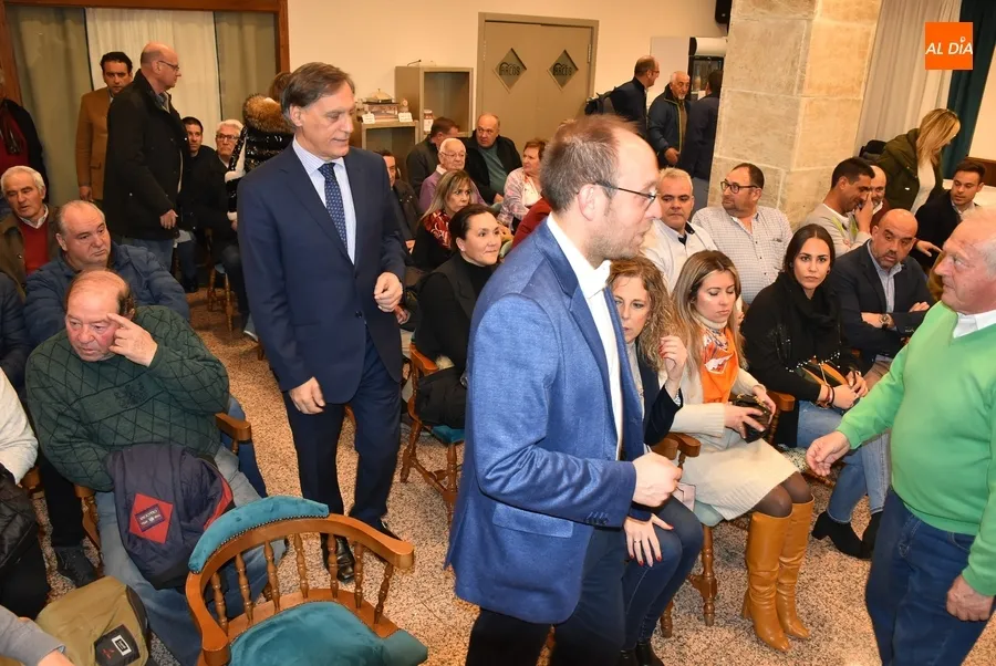 Foto 3 - La plana mayor del PP de la comarca mirobrigense arropa a Carlos Garc&iacute;a Carbayo