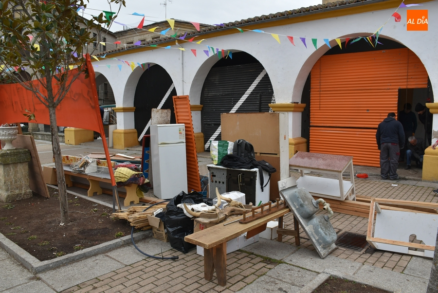 Foto 2 - Llega la hora del desmontaje de las casetas de la Plazuela del Buen Alcalde