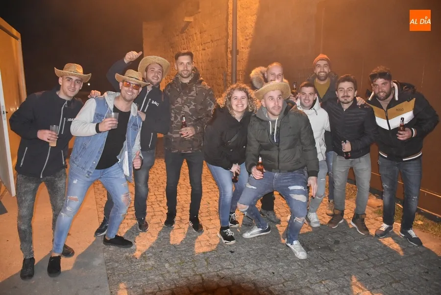 Foto 7 - La fiesta se desata tambi&eacute;n en el Paseo Fernando Arrabal
