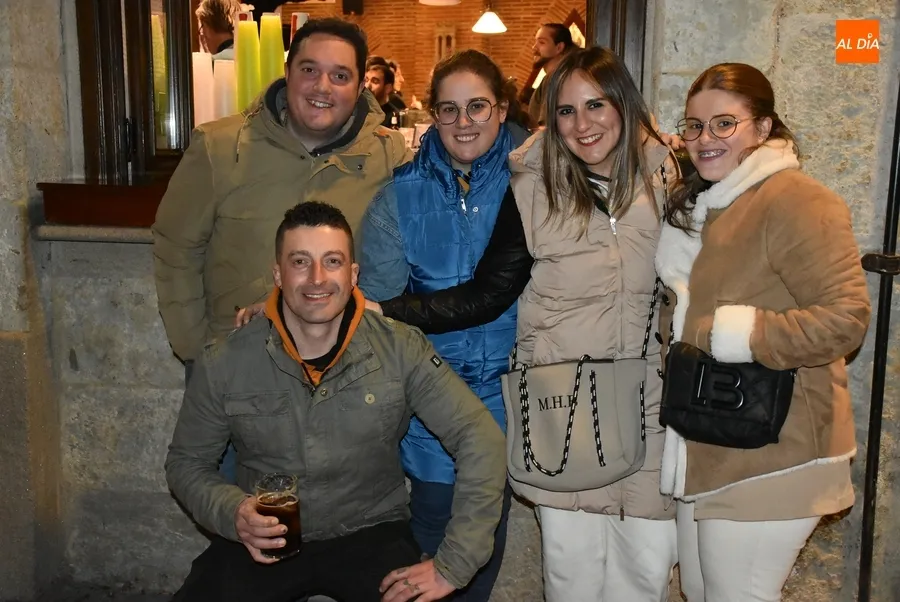 Foto 2 - Eh, s&aacute;canos una foto: Iniciando el Carnaval en la calle