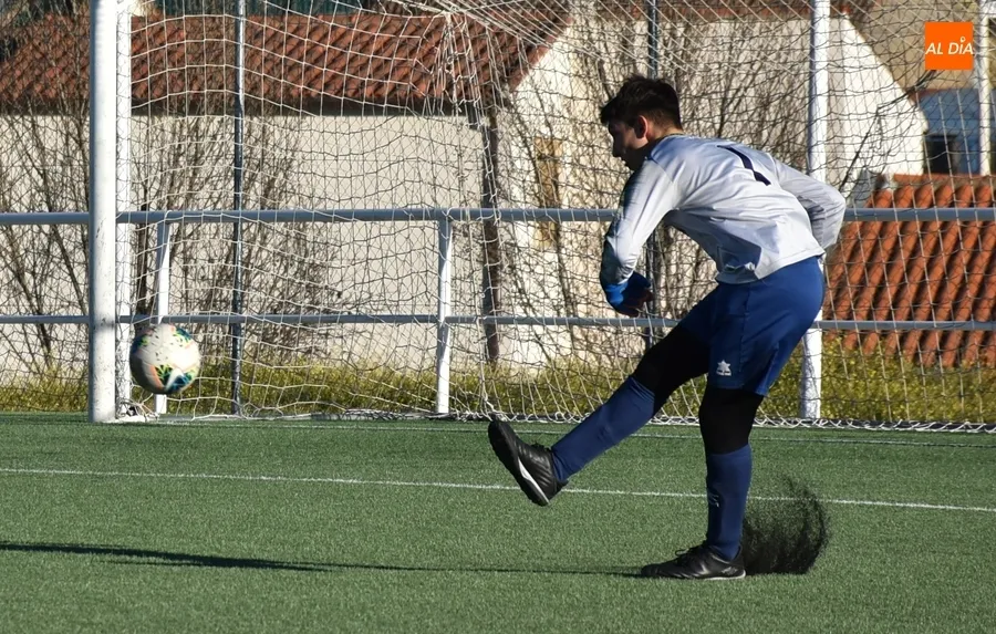 Foto 2 - Vomitivo comentario de un t&eacute;cnico del Juvenil del Helm&aacute;ntico en su duelo contra el Ciudad Rodrigo