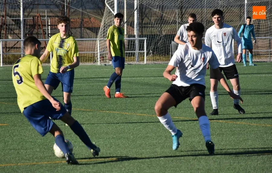 Foto 5 - Vomitivo comentario de un t&eacute;cnico del Juvenil del Helm&aacute;ntico en su duelo contra el Ciudad Rodrigo
