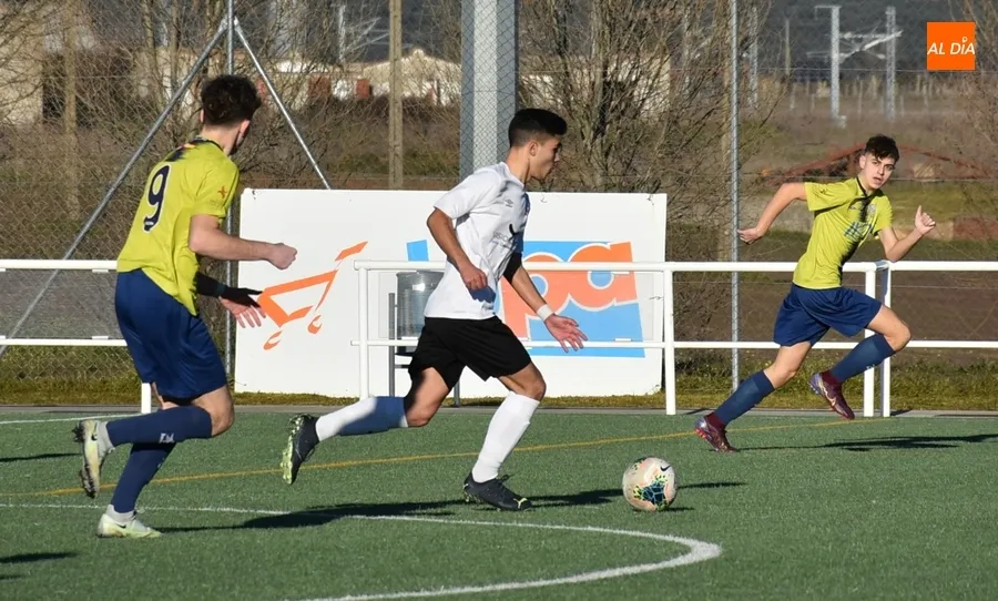 Foto 6 - Vomitivo comentario de un t&eacute;cnico del Juvenil del Helm&aacute;ntico en su duelo contra el Ciudad Rodrigo