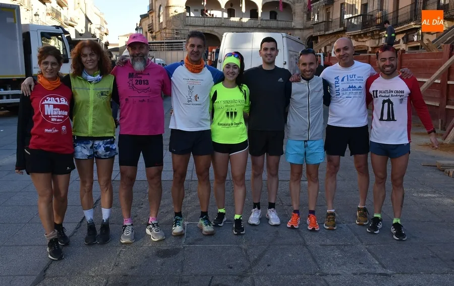 Foto 3 - Un grupo de atletas disfruta del cl&aacute;sico &lsquo;Cross del Pollino&rsquo;