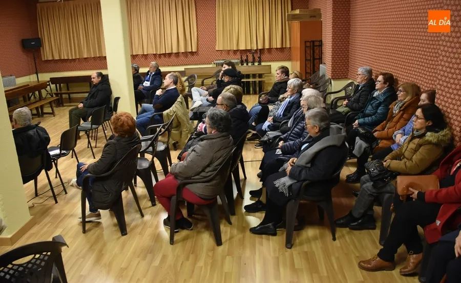 Foto 6 - San Andr&eacute;s arranca su ciclo de charlas cuaresmales con la intervenci&oacute;n de Daniel Mielgo