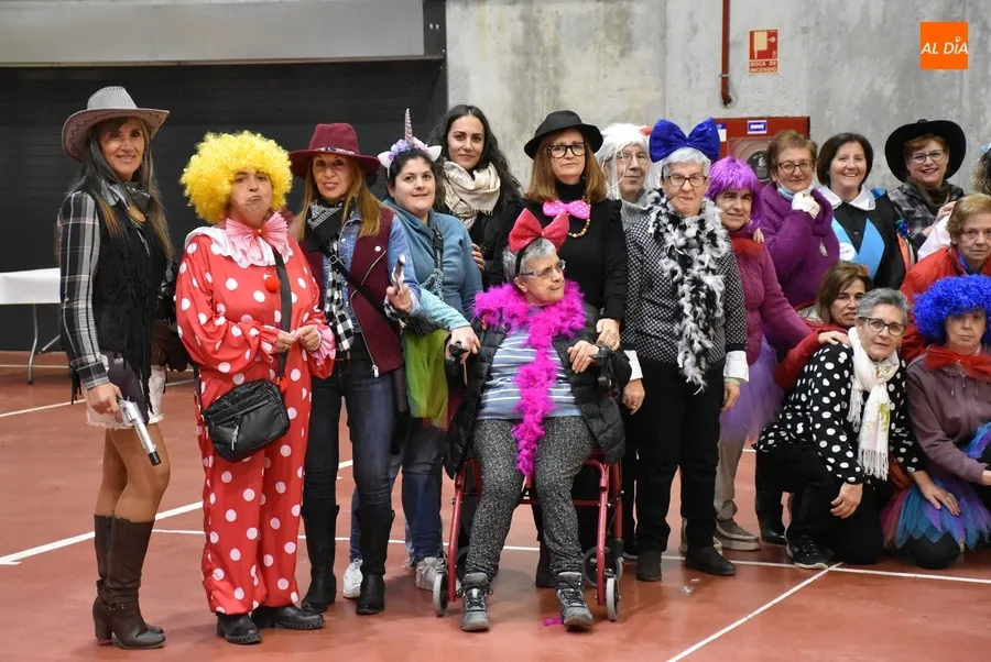 Foto 11 - Amanecer festeja la llegada del Carnaval con sus propias Murga y Corte de Honor