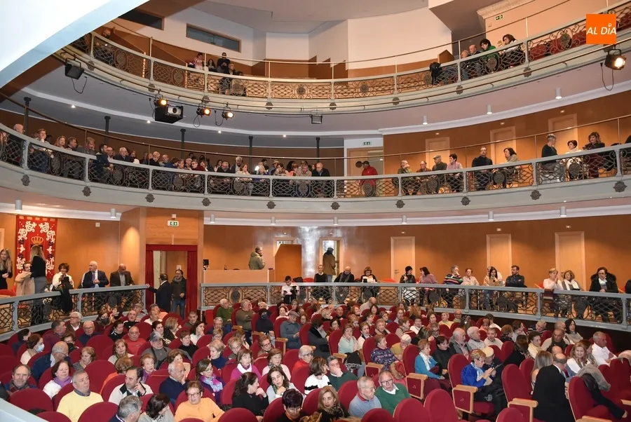 Foto 2 - La Diputaci&oacute;n recibe el Premio del Bols&iacute;n anunciando un redoble de su apoyo &ldquo;para que no le falte de nada&rdquo;