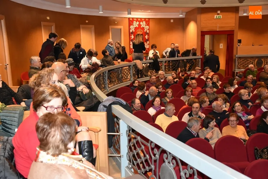 Foto 5 - La Diputaci&oacute;n recibe el Premio del Bols&iacute;n anunciando un redoble de su apoyo &ldquo;para que no le falte de nada&rdquo;