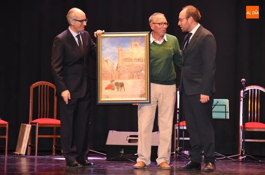Foto 9 - La Diputaci&oacute;n recibe el Premio del Bols&iacute;n anunciando un redoble de su apoyo &ldquo;para que no le falte de nada&rdquo;