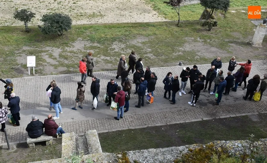 Foto 11 - Una concurrid&iacute;sima comida abre el Domingo de Pi&ntilde;ata de vuelta a la plena normalidad
