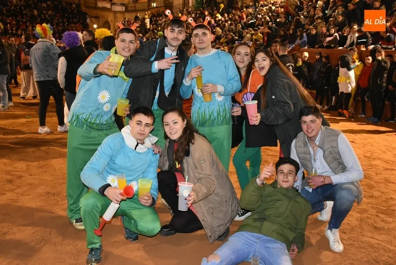 Foto 2 - Manliao anima el &uacute;ltimo gran momento de encuentro de j&oacute;venes del Carnaval 2023