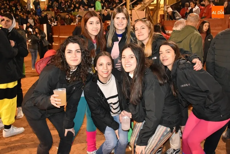 Foto 11 - Manliao anima el &uacute;ltimo gran momento de encuentro de j&oacute;venes del Carnaval 2023