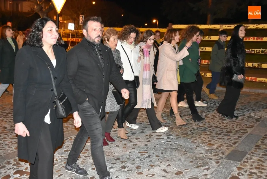 Foto 10 - Silvia Garc&iacute;a Rojo desgrana su Carnaval con un amplio reconocimiento a los Porteros Mayores