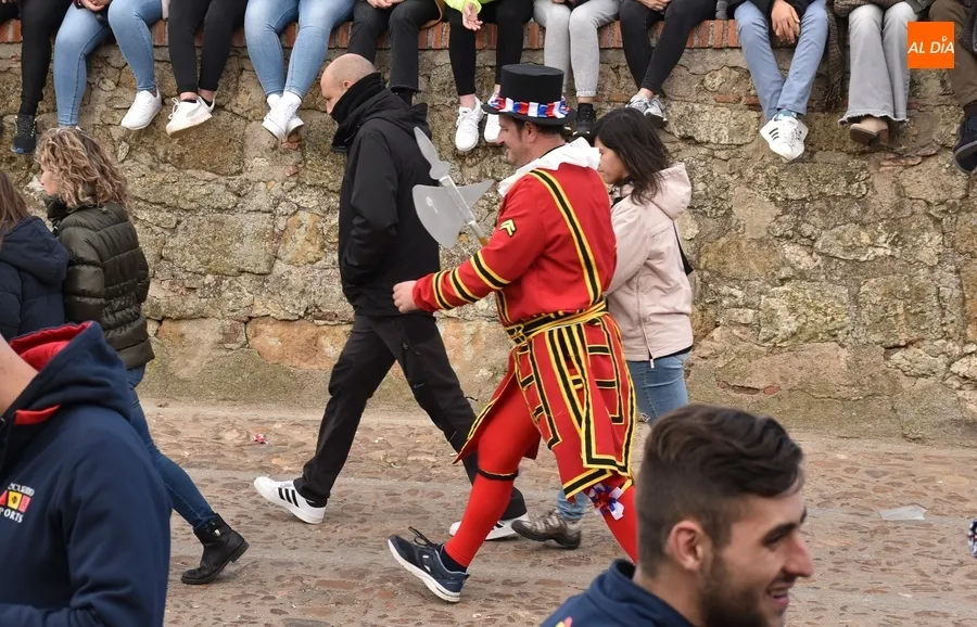 Foto 4 - Llenazo en el l&uacute;dico &uacute;ltimo evento taurino del Carnaval 2023