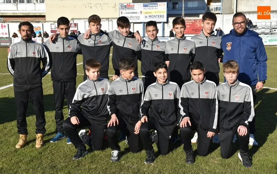 Foto 9 - El Ciudad Rodrigo re&uacute;ne a todos sus equipos en el Francisco Mateos