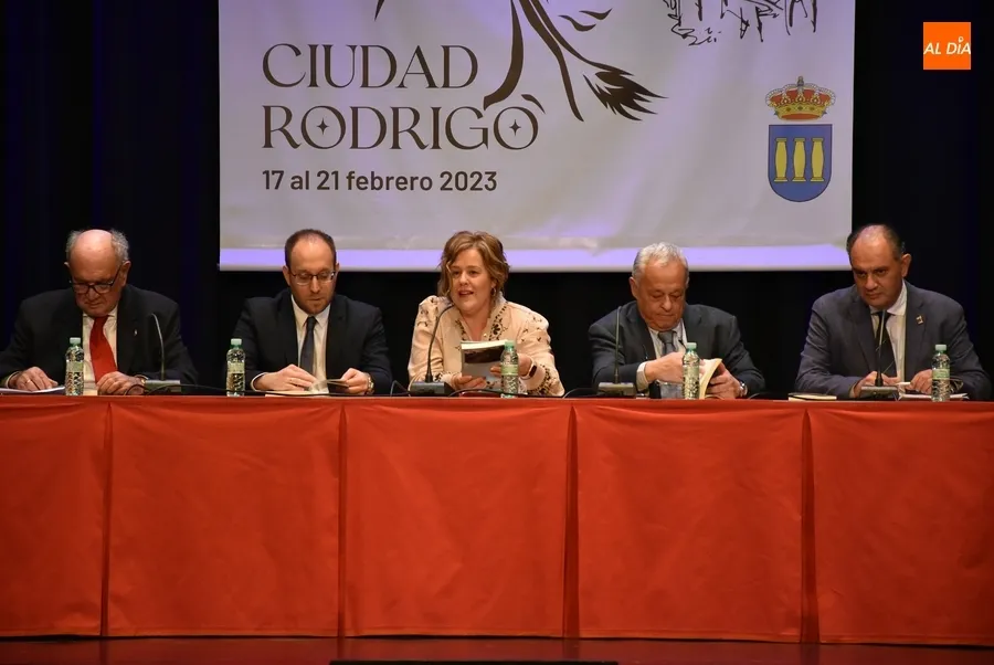 Foto 4 - Miguel y Jos&eacute; Ram&oacute;n Cid Cebri&aacute;n publican un &ldquo;compendio de todo lo que conforma el Carnaval&rdquo;