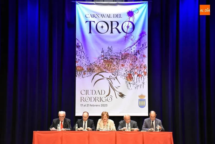 Foto 5 - Miguel y Jos&eacute; Ram&oacute;n Cid Cebri&aacute;n publican un &ldquo;compendio de todo lo que conforma el Carnaval&rdquo;