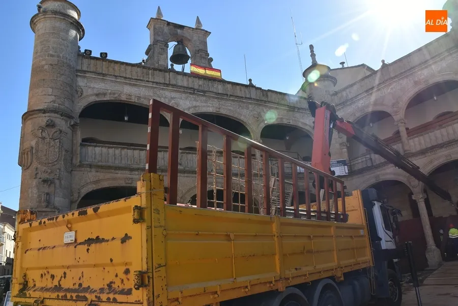 Foto 6 - El &aacute;gora mirobrigense se termina de despedir del Carnaval a ras de suelo