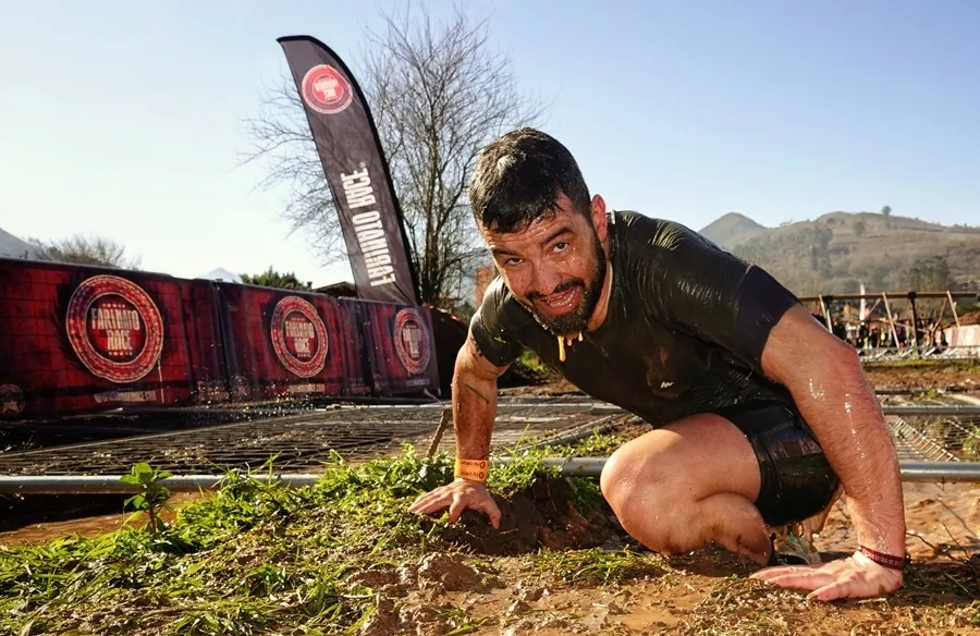 Foto 6 - Hasta un cura participa en la Farinato Race de Cangas de On&iacute;s