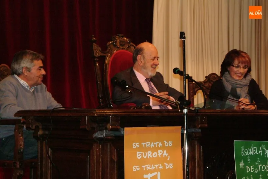 Foto 2 - Fallece el expresidente del Parlamento Europeo Jos&eacute; M&ordf; Gil-Robles, que estudi&oacute; en el Fray Diego