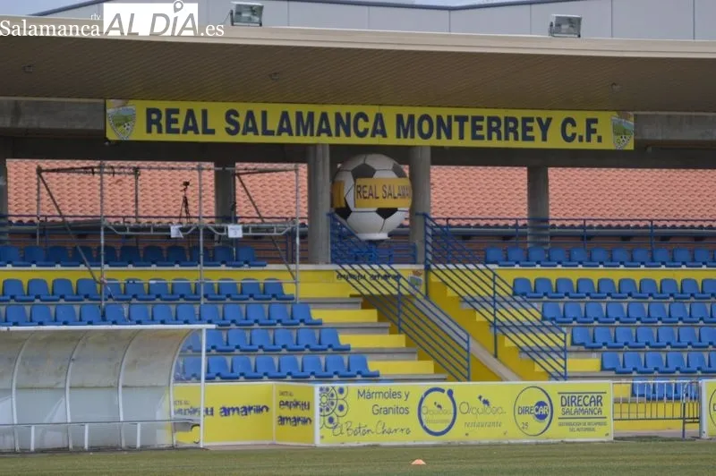 Foto 2 - Dani Ponz ya ejerce como nuevo entrenador de Unionistas