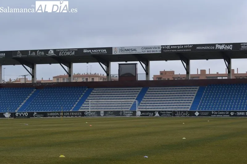 Foto 3 - Dani Ponz ya ejerce como nuevo entrenador de Unionistas