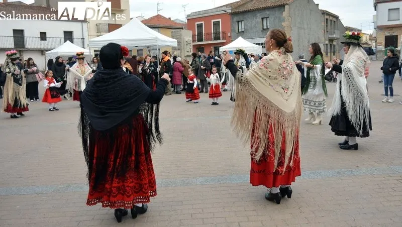 Foto 5 - Animada tarde de folclore charro con la celebraci&oacute;n de 'Los Barrios' en Lumbrales