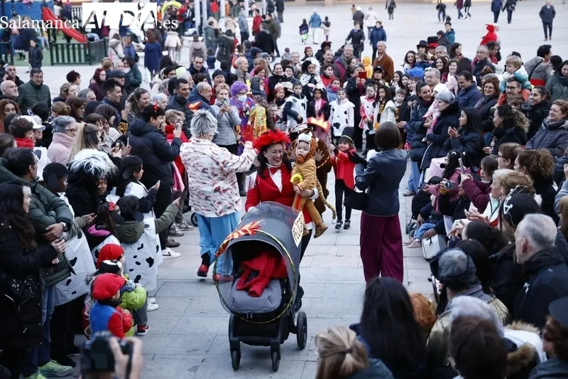 Foto 6 - Diversidad y buen gusto en el desfile de Carnaval de Avesal