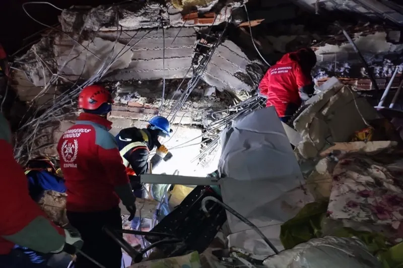Foto 4 - El bombero salmantino que vive pendiente de una llamada para unirse a los rescates en Turquia