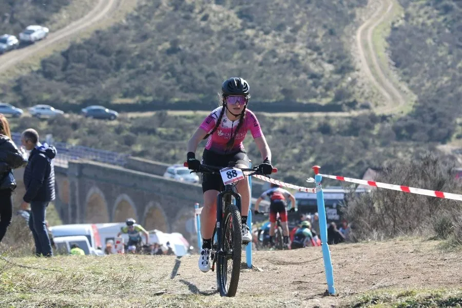 Foto 5 - 88 j&oacute;venes ciclistas participan en el I Trofeo Ib&eacute;rico Siega Verde de BTT