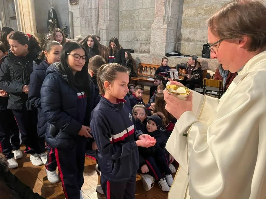 Foto 6 - Jornada l&uacute;dica en Misioneras-Santa Teresa para festejar el 70&ordm; aniversario de la Congregaci&oacute;n