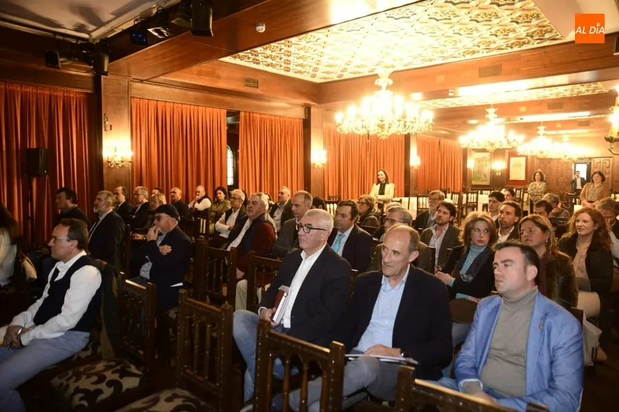 Foto 10 - Ciudad Rodrigo acoge las XXV Jornadas Taurinas de Castilla y Le&oacute;n