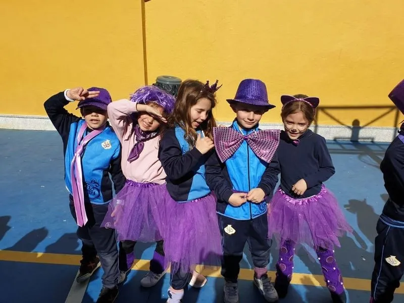 Foto 11 - Divertida y colorida jornada de Carnaval en el colegio San Juan Bosco