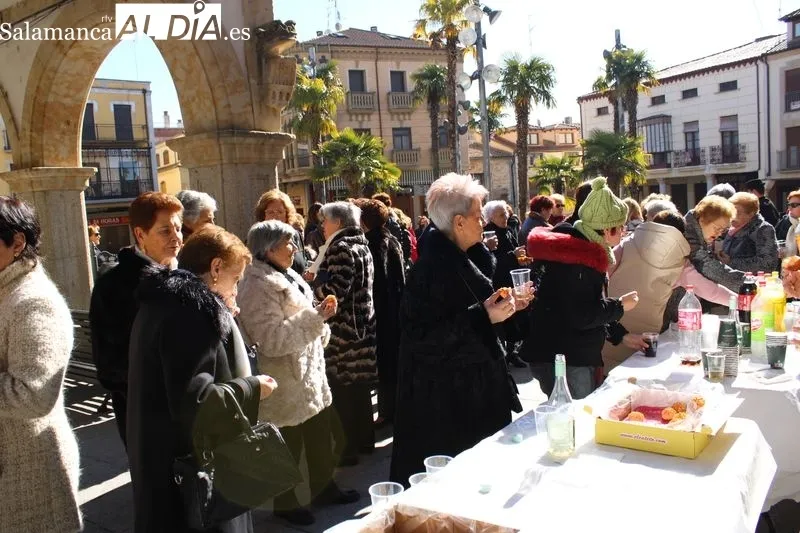 Foto 7 - Las mujeres albenses celebran el d&iacute;a de Santa &Aacute;gueda