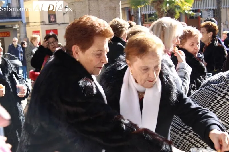 Foto 6 - Las mujeres albenses celebran el d&iacute;a de Santa &Aacute;gueda
