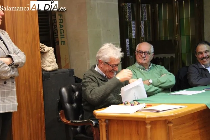 Foto 4 - &Aacute;ngel Mu&ntilde;oz, reelegido como presidente de Adrecag