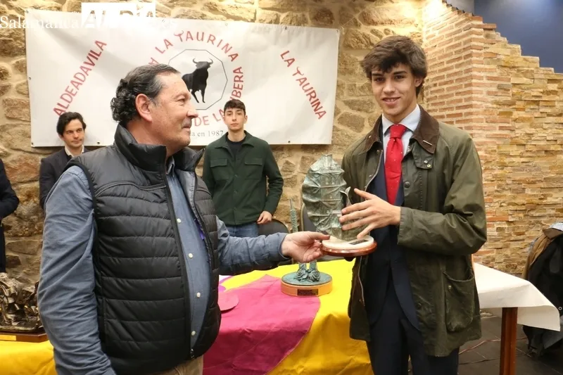 Entrega de los premios 2022 de la Peña La Taurina en Aldeadávila 