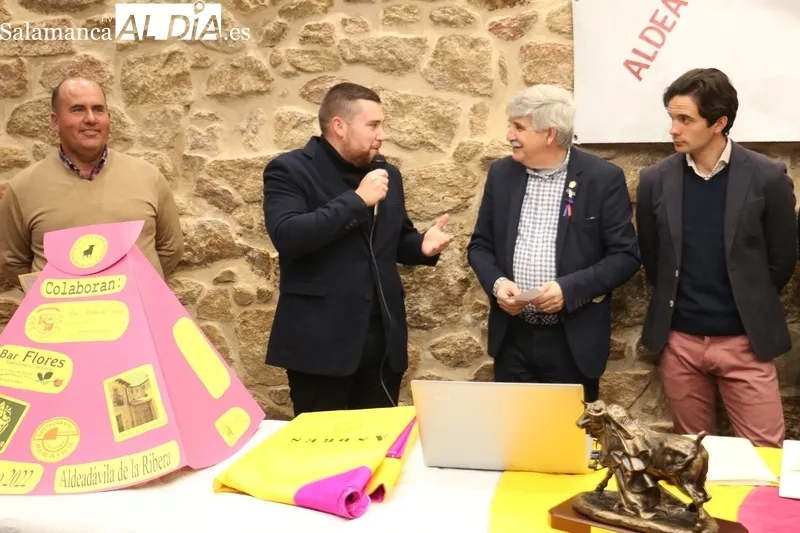 Entrega de los premios 2022 de la Peña La Taurina en Aldeadávila 