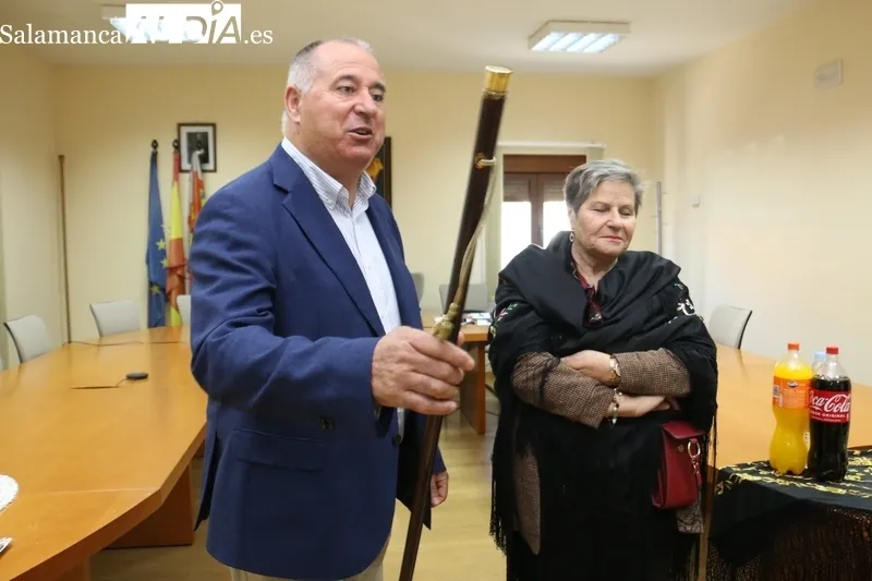 En la celebración de Santa Águeda en Villarino, las agudesas brindaron con oporto y moscatel por estar todas de nuevo en 2024 / CORRAL 